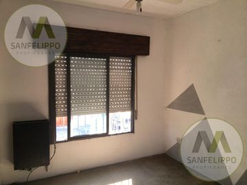 Tres departamentos en block en Wilde, Avellaneda  - Se aceptan permuta