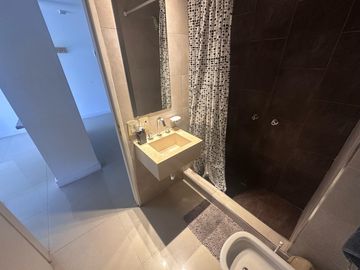 Departamento Monoambiente con Balcón En Venta en Las Cañitas