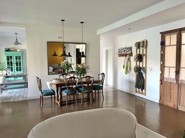 CASA EN VENTA A LA LAGUNA BARRIO SAN BENITO