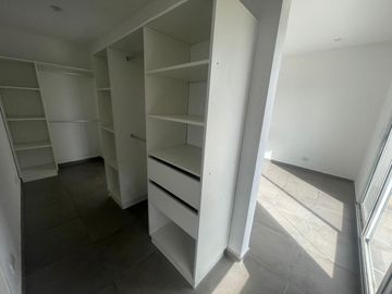 Venta Casa 5 ambientes en Santa Juana en Canning