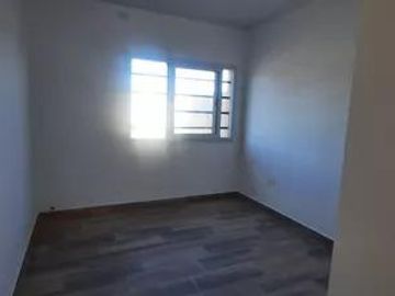 PH en venta - 2 Dormitorios 1 Baño - Cochera - 150mts2 - Luján