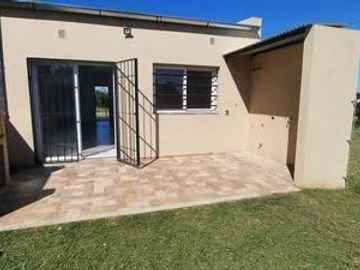 PH en venta - 2 Dormitorios 1 Baño - Cochera - 150mts2 - Luján