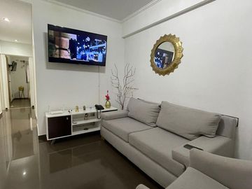 Departamento en  venta de 3 ambientes con balcón y espacio guardacoche- Wilde
