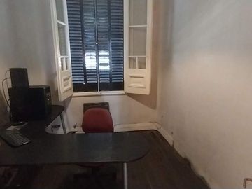 Casa de estilo en Temperley Este.