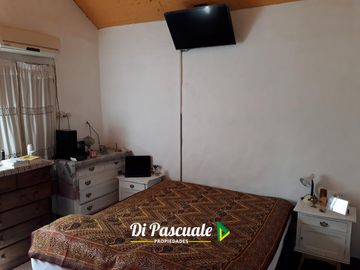 Venta Chalet en 2 Plantas con Excelente Ubicación - Moreno Norte