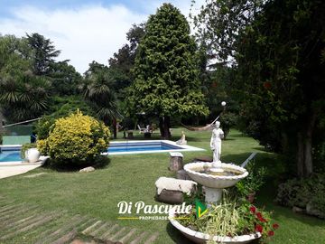Venta Chalet en 2 Plantas con Excelente Ubicación - Moreno Norte