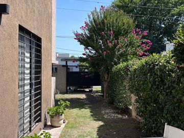 Casa en venta en Calle 23 e/ 473bis y 474, City Bell