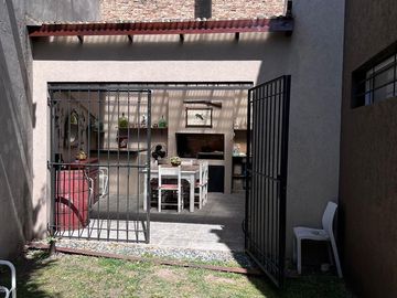 Casa en venta en Calle 23 e/ 473bis y 474, City Bell