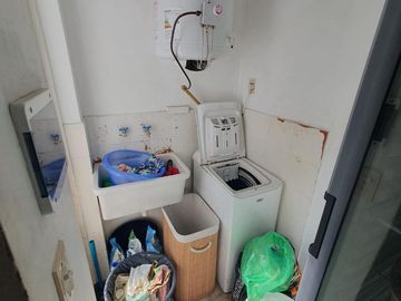 3 unidades ( 1 monoambiente, 1 dos ambientes y 1 tres ambientes )o un PH todo junto