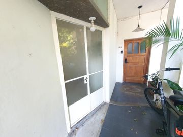 3 unidades ( 1 monoambiente, 1 dos ambientes y 1 tres ambientes )o un PH todo junto