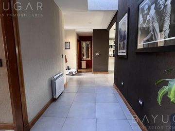 Exclusiva Casa en Barrio Sausalito, Pilar – Luminosa y con Amplias Comodidades