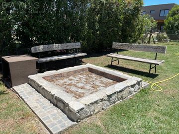 Exclusiva Casa en Barrio Sausalito, Pilar – Luminosa y con Amplias Comodidades