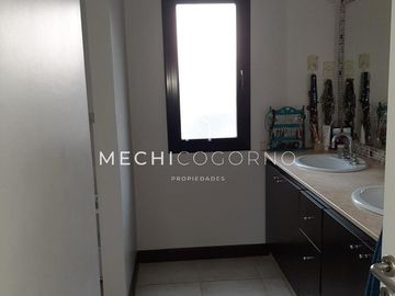 Casa 3 dormitorios venta en San Isidro Labrador, Villa Nueva