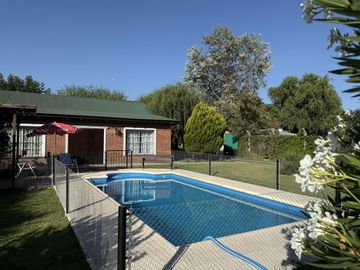 ¡Descubre este rincón de ensueño! Venta Casa en Laguna de Lobos