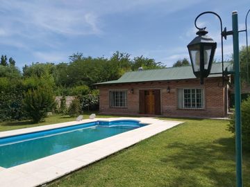 ¡Descubre este rincón de ensueño! Venta Casa en Laguna de Lobos