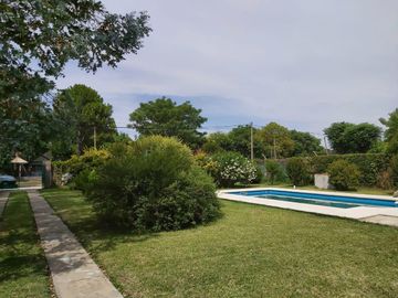 ¡Descubre este rincón de ensueño! Venta Casa en Laguna de Lobos