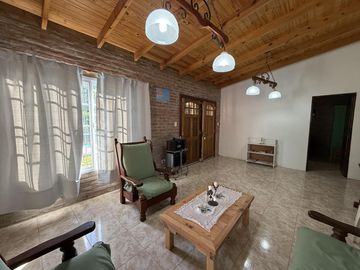 ¡Descubre este rincón de ensueño! Venta Casa en Laguna de Lobos