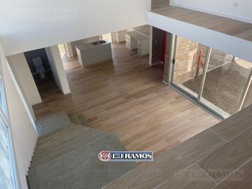 Casa en Puertos del Lago