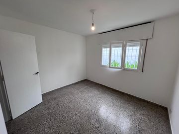 ¡¡¡VDO. CASA 2 DORM GRAN PATIO Y JARDIN ZNA DINO RUTA 20¡¡¡