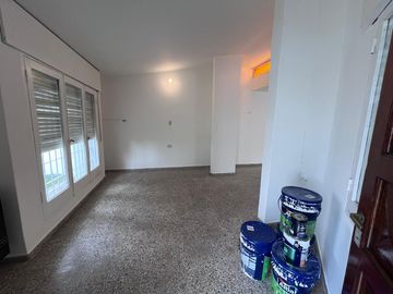 ¡¡¡VDO. CASA 2 DORM GRAN PATIO Y JARDIN ZNA DINO RUTA 20¡¡¡