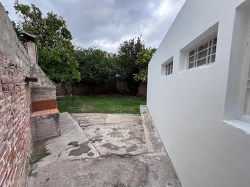 ¡¡¡VDO. CASA 2 DORM GRAN PATIO Y JARDIN ZNA DINO RUTA 20¡¡¡