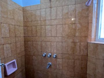 ¡¡¡VDO. CASA 2 DORM GRAN PATIO Y JARDIN ZNA DINO RUTA 20¡¡¡