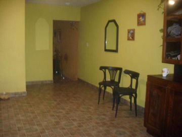 Casa en venta - 3 Dormitorios 2 Baños - Cochera - 180Mts2 - San Bernardo