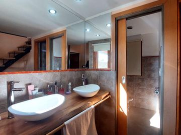 Venta Casa 245 m2, lote 1400m2 vista al lago, bariloche, Dina huapi, Rio Negro