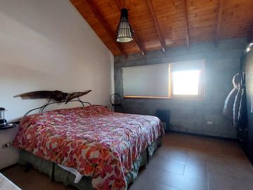 Venta Casa 245 m2, lote 1400m2 vista al lago, bariloche, Dina huapi, Rio Negro