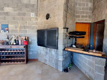 Venta Casa 245 m2, lote 1400m2 vista al lago, bariloche, Dina huapi, Rio Negro