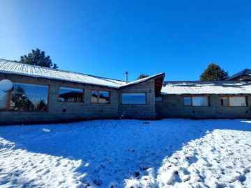 Venta Casa 245 m2, lote 1400m2 vista al lago, bariloche, Dina huapi, Rio Negro