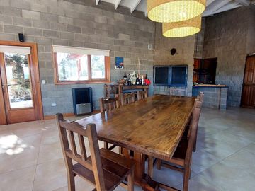 Venta Casa 245 m2, lote 1400m2 vista al lago, bariloche, Dina huapi, Rio Negro