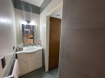 VENTA DÚPLEX DE 5 AMBIENTES EN FLORIDA MITRE