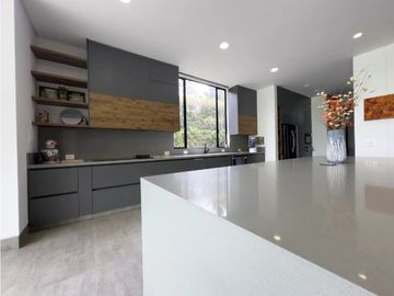Casa campestre en condominio para arriendo en cerritos malabar,Pereira