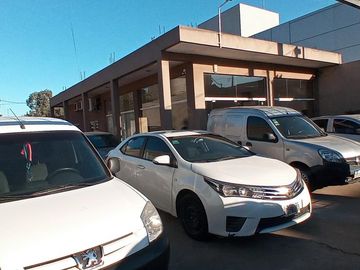 Gran Oportunidad - Local comercial - ideal empresas - Ezeiza