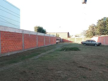 Gran Oportunidad - Local comercial - ideal empresas - Ezeiza