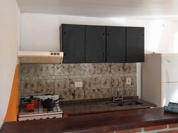 Casa en venta - 4 Dormitorios 2 Baños - Cocheras - 500Mts2 - Mar de Ajó