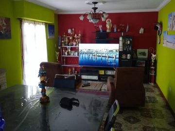 Casa en venta - 3 Dormitorios 2 Baños - Cochera - 340Mts2 - San Miguel