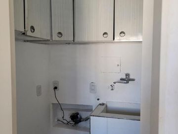 Departamento en venta - 2 Dormitorios 1 Baño - 76Mts2 - Lanús