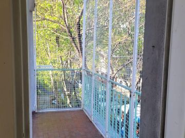 Departamento en venta - 2 Dormitorios 1 Baño - 76Mts2 - Lanús
