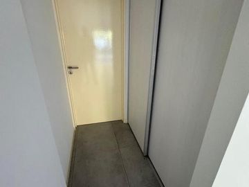 VENTA DEPARTAMENTO UN AMBIENTE DIVISIBLE MUY LUMINOSO BAJO BELGRANO CERCANO A LOS LAGOS