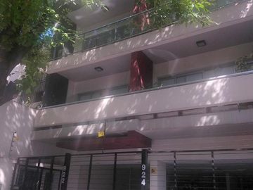 VENTA DEPARTAMENTO UN AMBIENTE DIVISIBLE MUY LUMINOSO BAJO BELGRANO CERCANO A LOS LAGOS