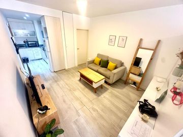 MONOAMBIENTE DIVISIBLE CON BALCON Y BAULERA EN BARRACAS VENTA