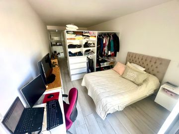 MONOAMBIENTE DIVISIBLE CON BALCON Y BAULERA EN BARRACAS VENTA