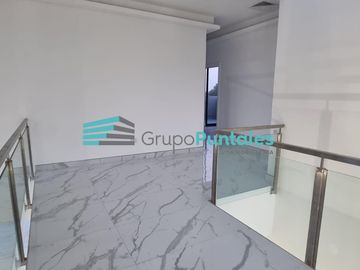 Casa  a estrenar en Barrio Lagos de Canning con 3 Dormitorios y Escritorio