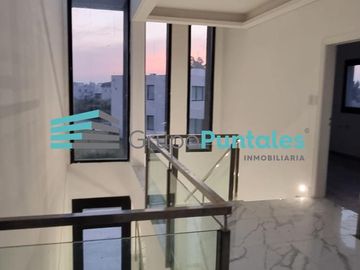 Casa  a estrenar en Barrio Lagos de Canning con 3 Dormitorios y Escritorio