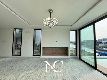 Casa en venta en Barrio Náutico Canal, Tigre