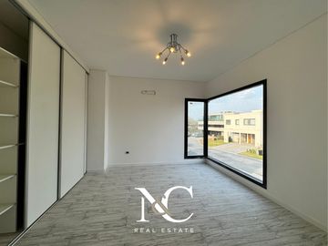 Casa en venta en Barrio Náutico Canal, Tigre