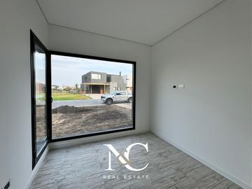 Casa en venta en Barrio Náutico Canal, Tigre