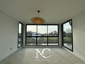 Casa en venta en Barrio Náutico Canal, Tigre